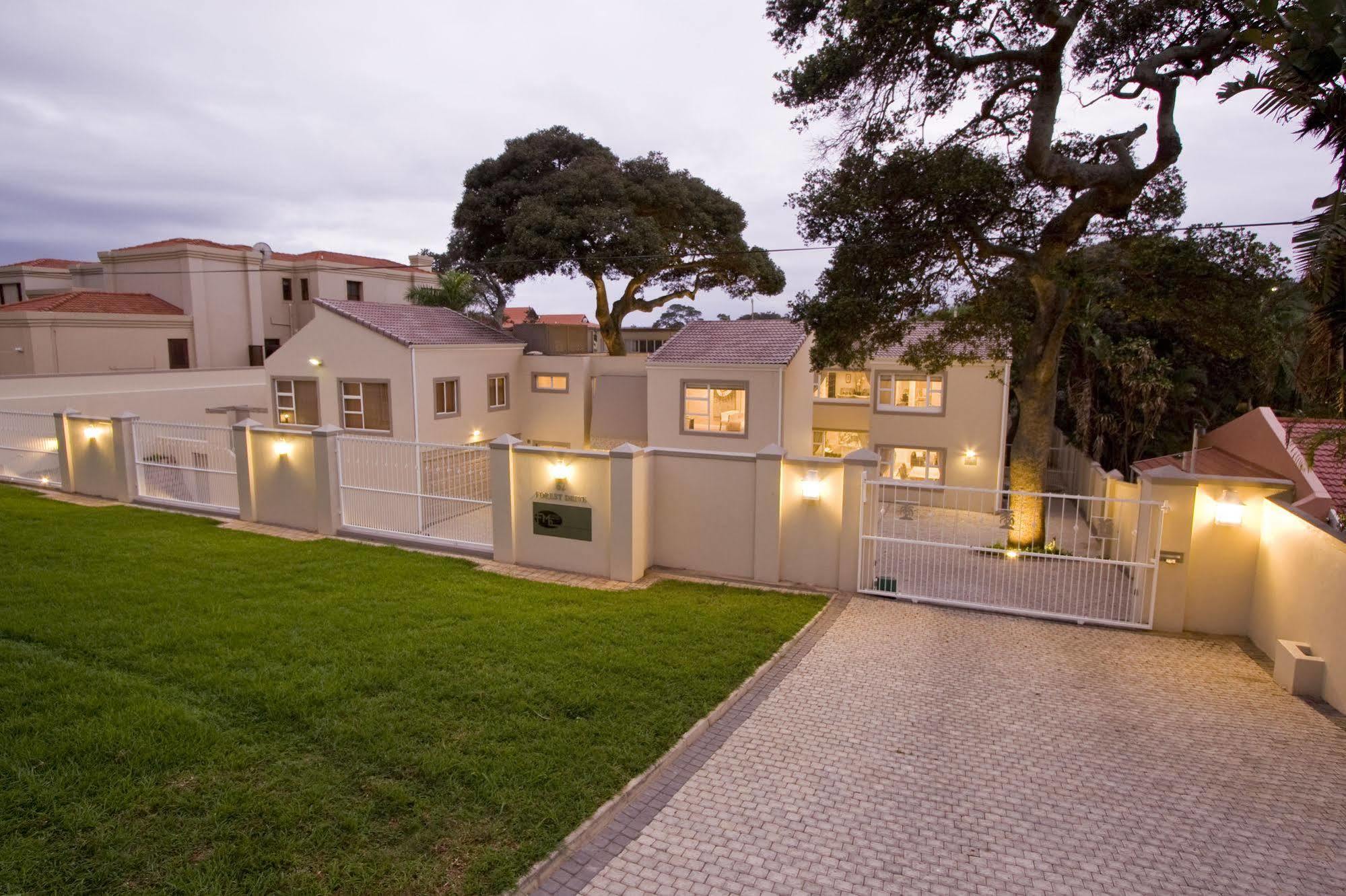 Forest Manor Boutique Guesthouse Umhlanga Rocks Exteriör bild